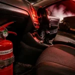 Quel extincteur pour voiture : extincteur ABC 1 kg avec manomètre vert